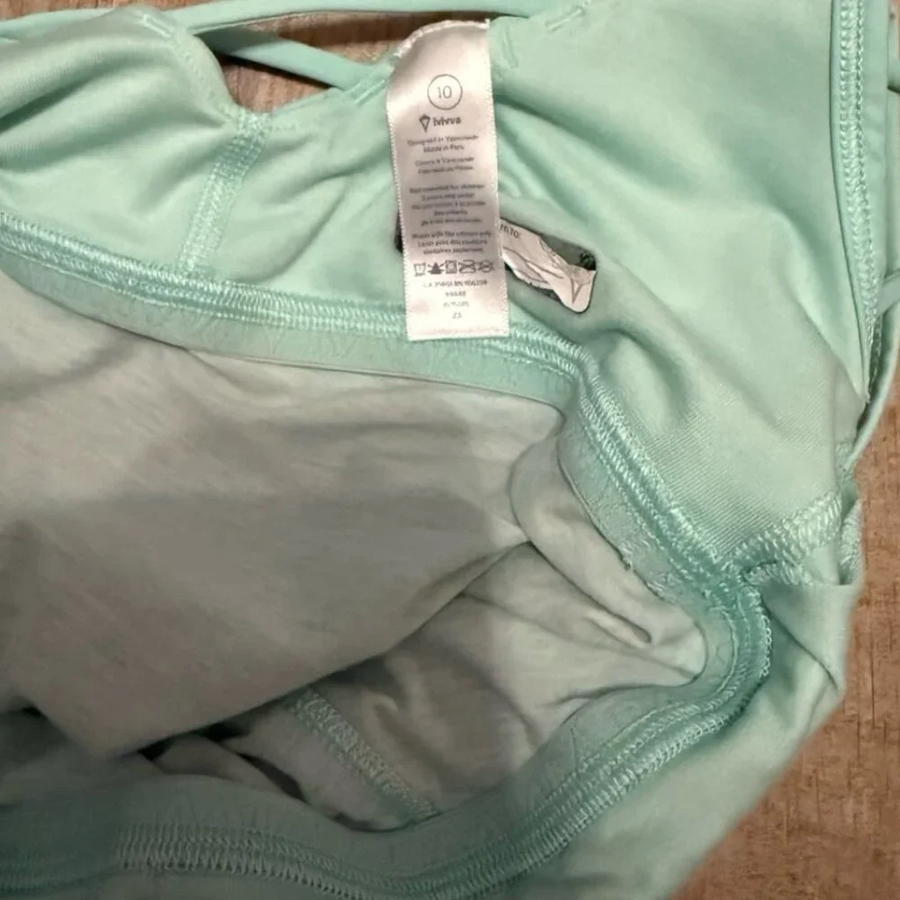 Ivivva by Lululemon Girls Athletic Built in Bra Tank Top